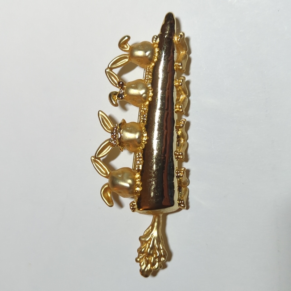 Vintage AJC American Jewelry Company Rabbit Carrot Brooch Pin Easter